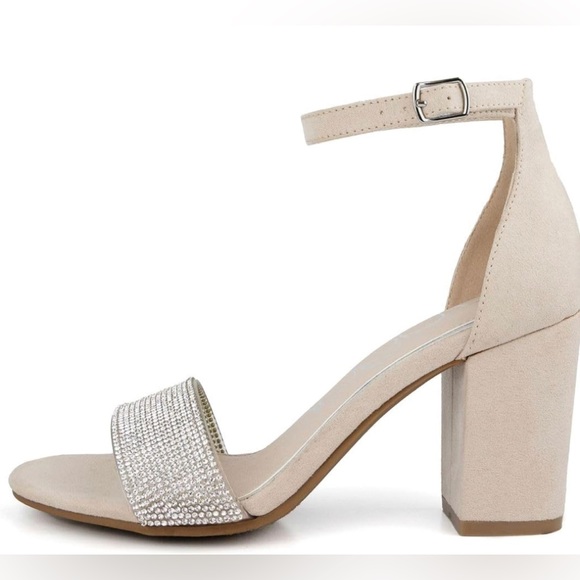 NWT Chic Ankle Strap with a Block High Heel and Embellished Strap with Stones - Picture 2 of 5